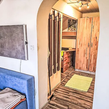 Juritsch By Interhome *